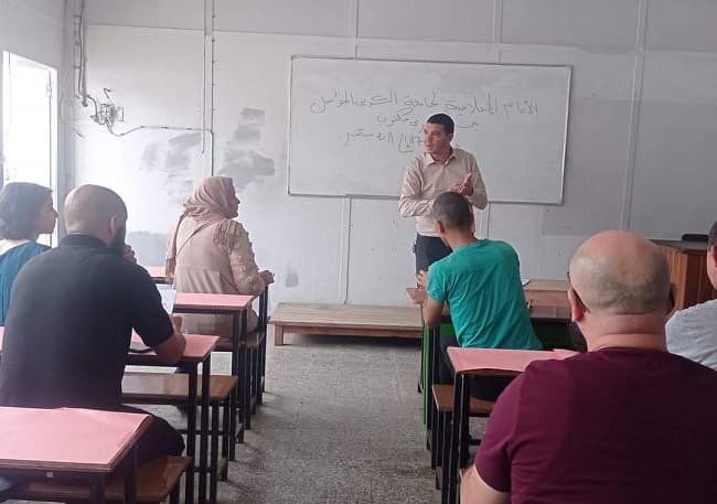 فعاليات الأسبوع الإعلامي حول ” التعليم عن بعد ” بمركز بن عكنون