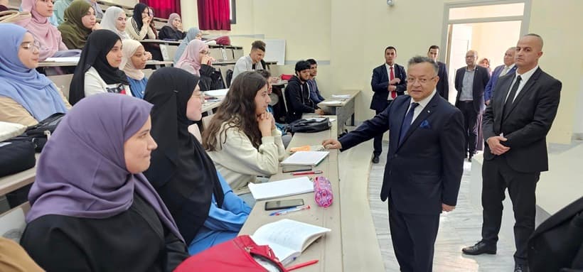 زيارة وزير التعليم العالي والبحث العلمي للمدرسة الوطنية للعليا للرياضيات